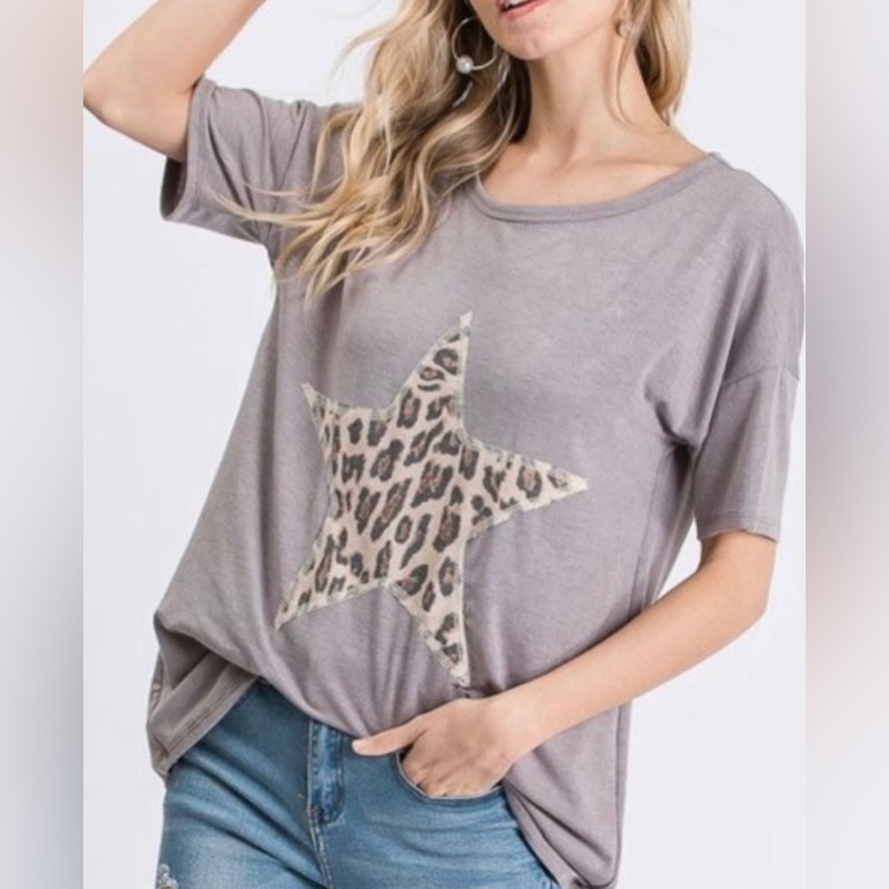 Oversized Leopard Star Top!
